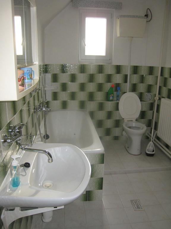 Apartman Eva Crhov Екстер'єр фото